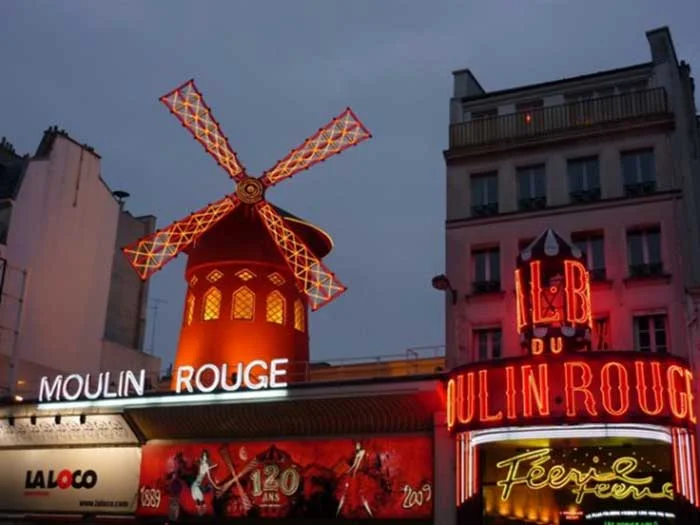 Moulin Rouge, Paris | TheCulinaryTravelGuide.com