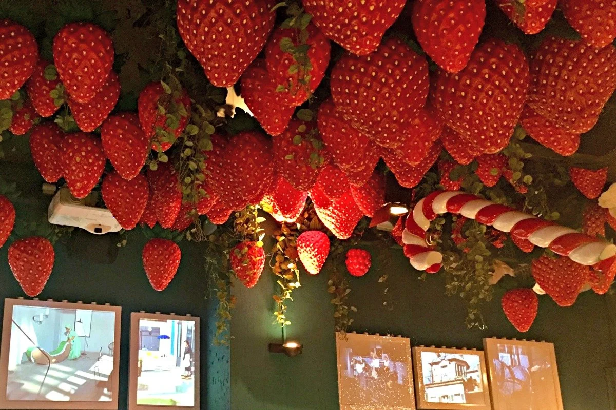 The dessert room at Tickets Barcelona