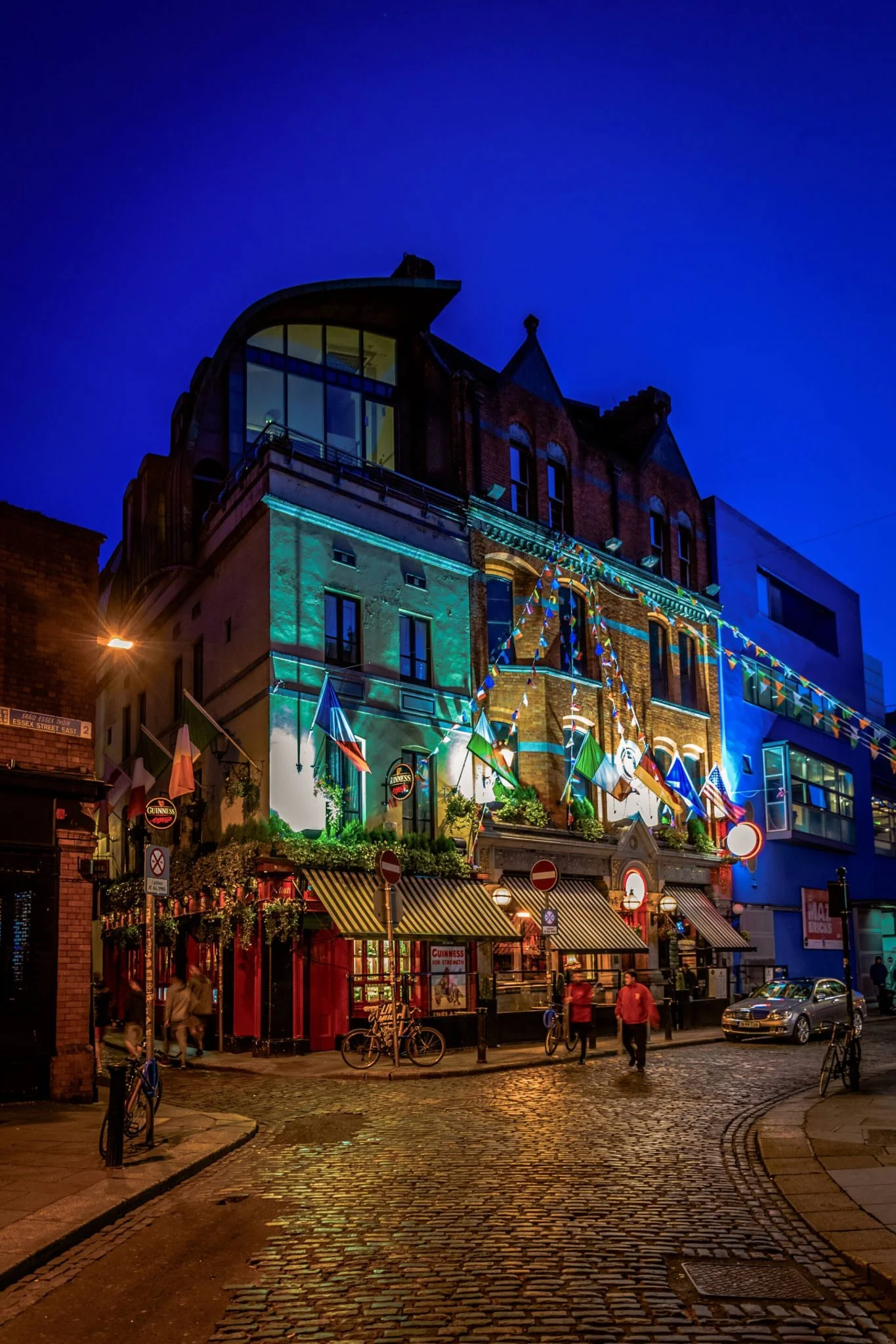 2 Days in Dublin Itinerary: night view of the temple bar district in central Dublin, Ireland